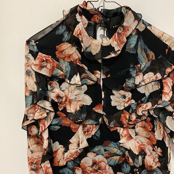 Nicholas NWOT Lola Ruffle Floral Print Silk Blouse. Size 0. - Picture 2 of 11